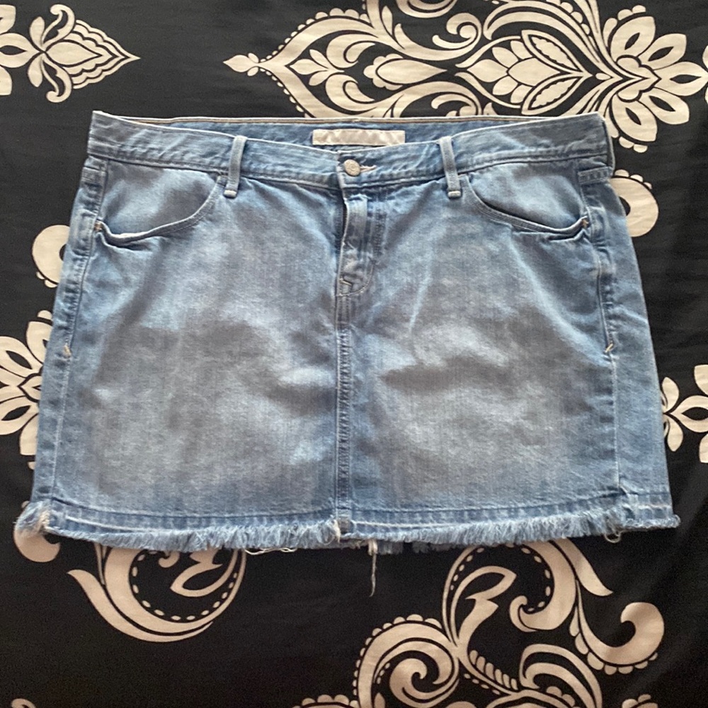 𝅺Old Navy denim mini skirt